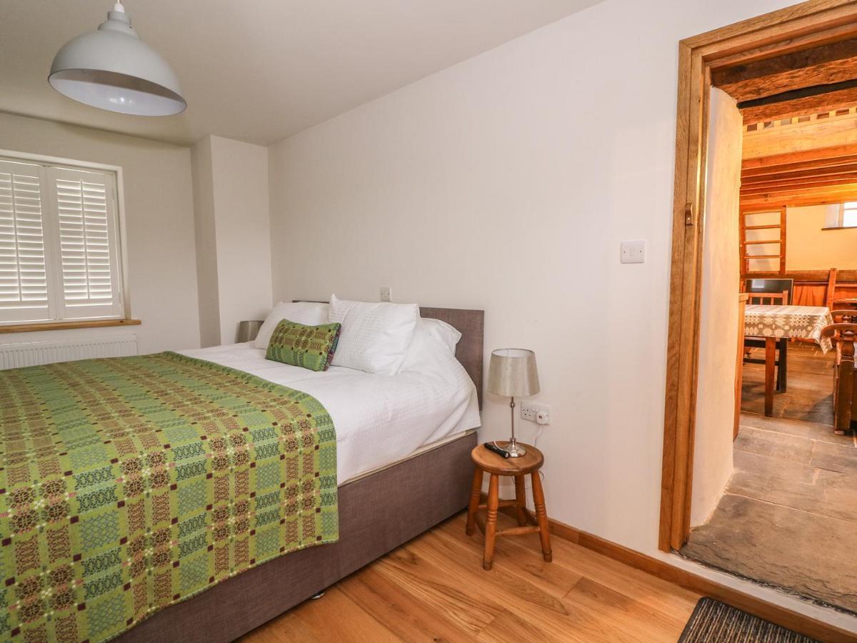 Bwthyn Lan Villa Boncath Екстериор снимка