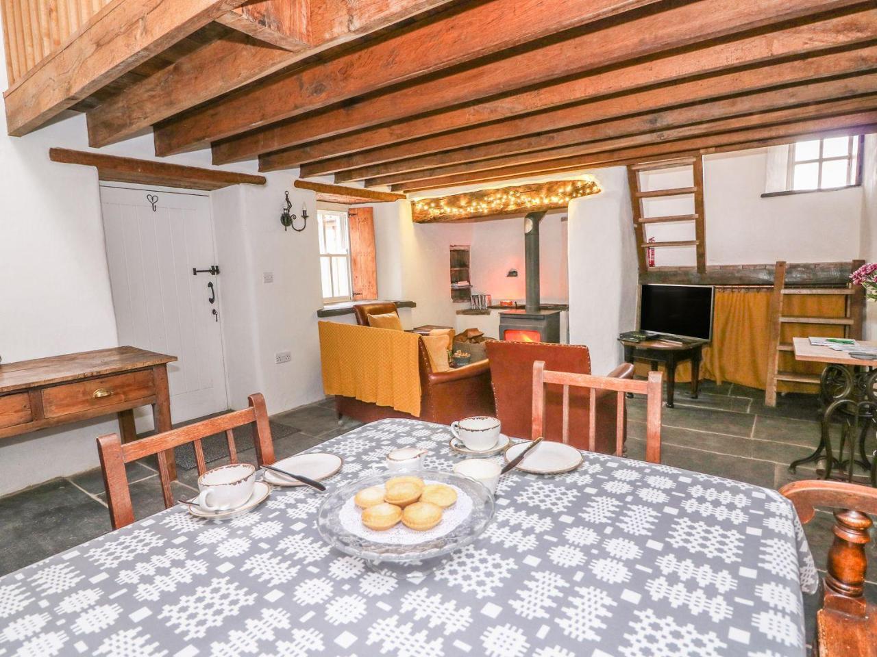 Bwthyn Lan Villa Boncath Екстериор снимка